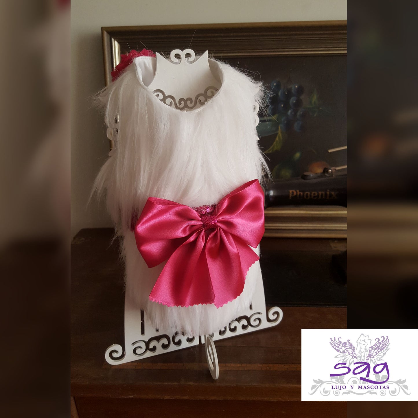 Long Hair Coat Shiny and Charming Pet Dog Cat – WHITE / Abrigo Pelo Largo Brillos y Encanto Mascota Perro Gato – BLANCO